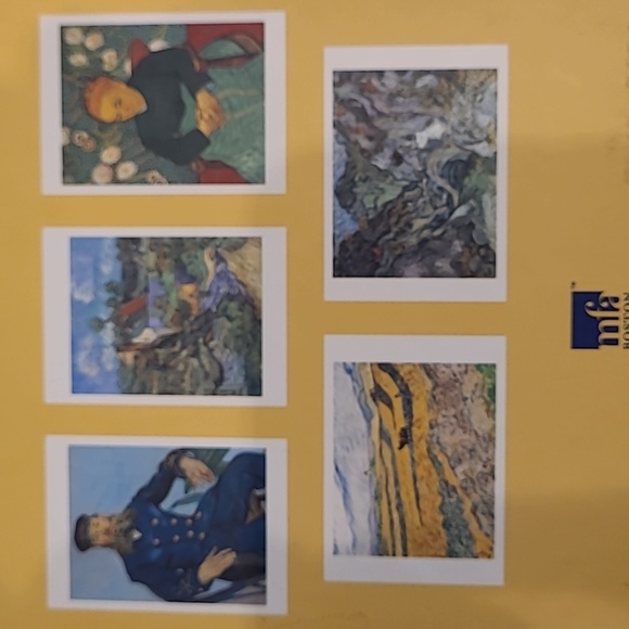 A "goodie bag" - Picture 5 of 11